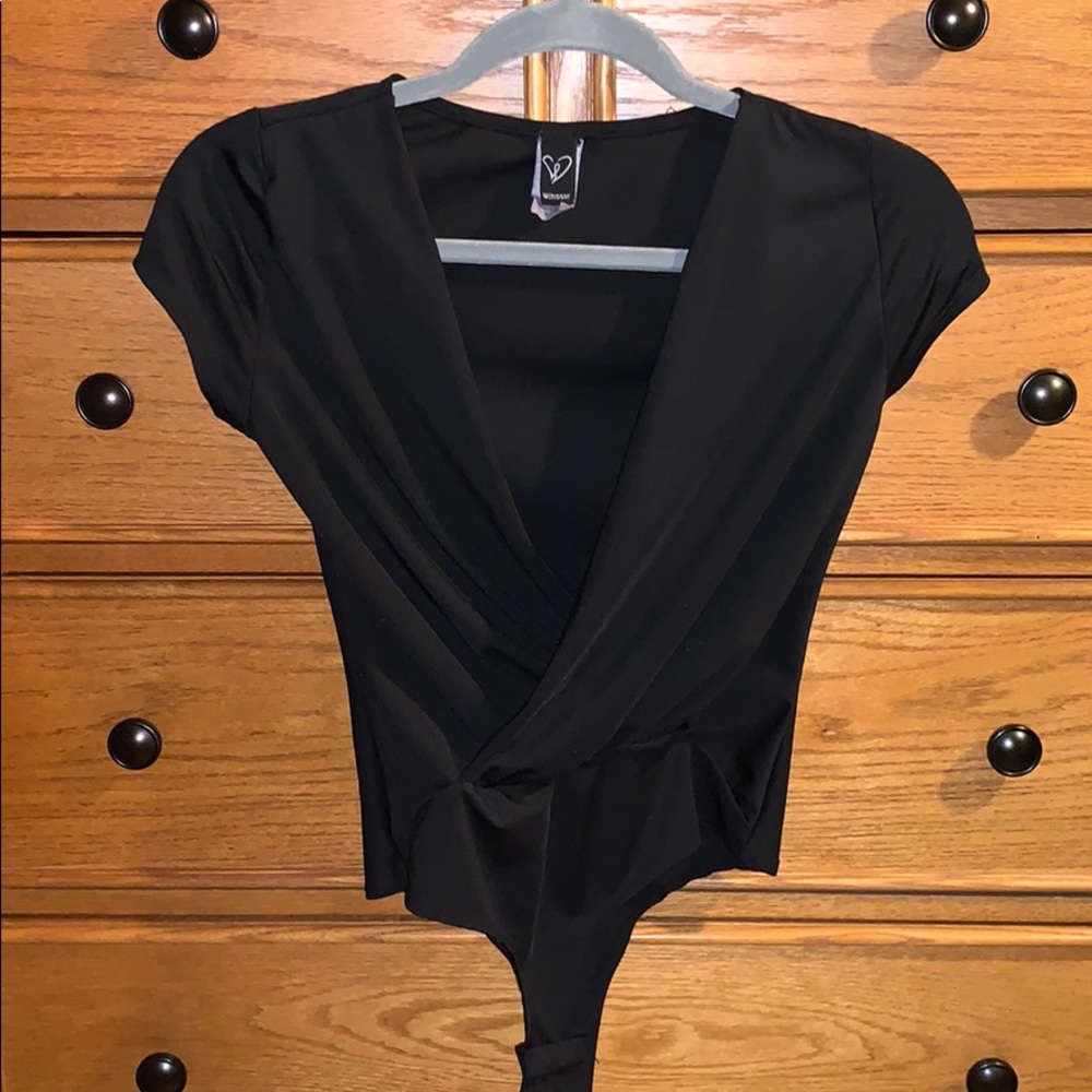 Adorable Black V-Neck Bodysuit!!